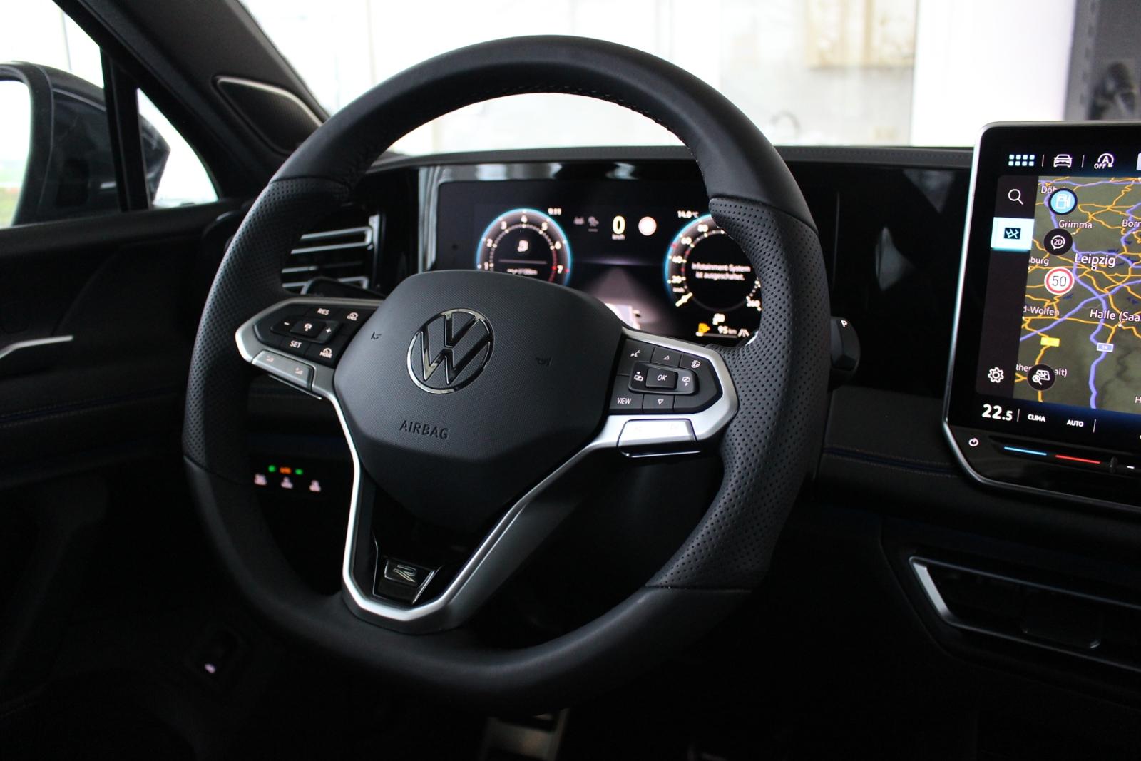 Volkswagen Tiguan IQ.Drive R-Line Sound