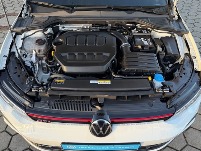 Volkswagen Golf 2.0 TSI DSG Golf VIII