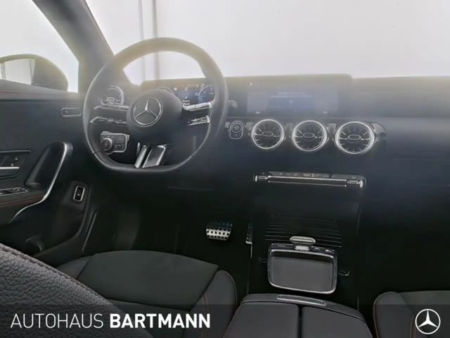 Mercedes-Benz CLA 220 AMG Line CLA 220 d Coupé