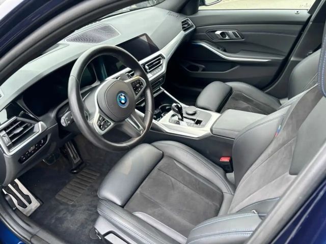 BMW 320 320e M-Sport Touring xDrive