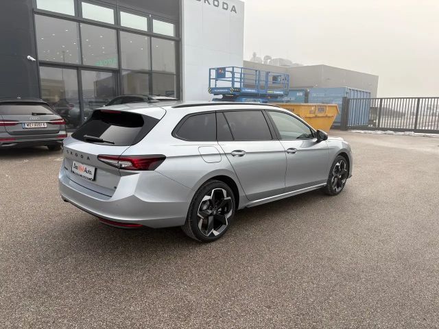 Skoda Superb Sportline iV