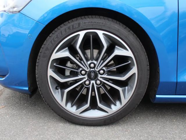 Ford Focus ST Line Wagon