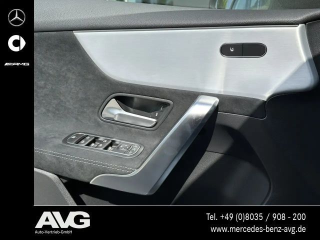 Mercedes-Benz A 200 AMG Line