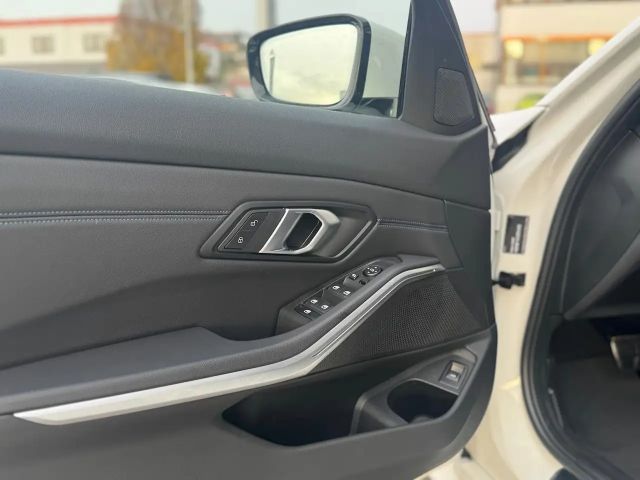 BMW 320 320i Touring