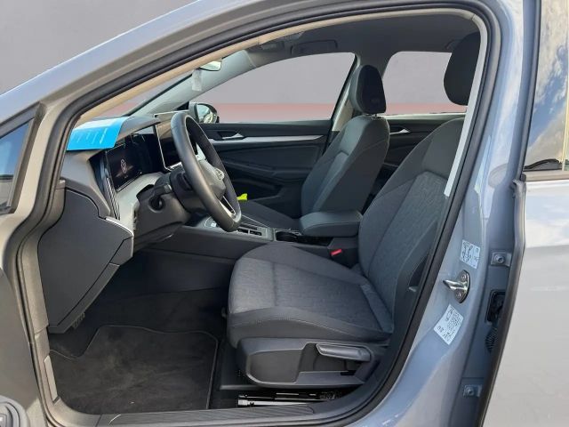 Volkswagen Golf 1.5 eTSI DSG Life