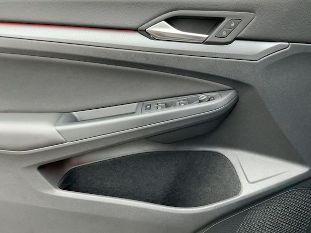 Volkswagen Golf 1.5 TSI Golf VIII