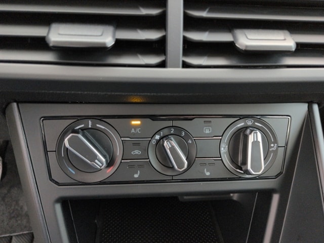 Volkswagen Polo 1.0 KLIMA+LED+SH+