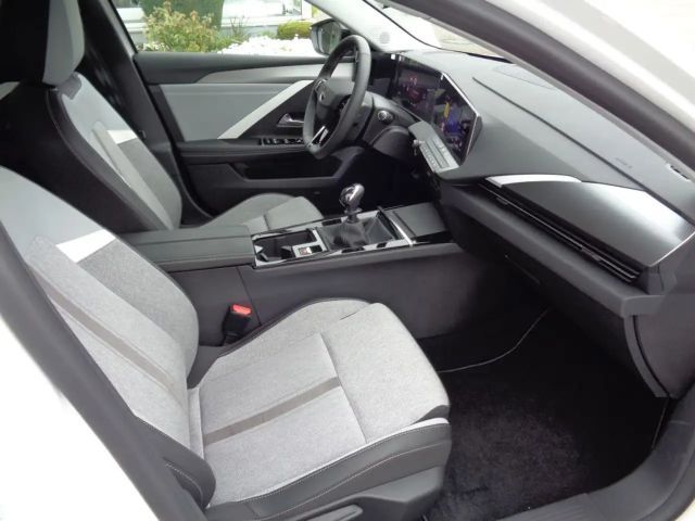 Opel Astra 1.2 Turbo Elegance Turbo