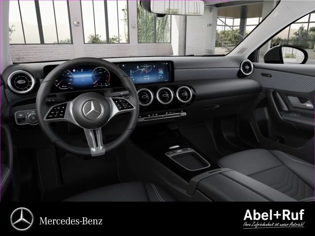Mercedes-Benz A 200 A 200 d Progressive