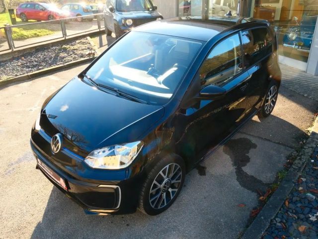 Volkswagen e-up! Plus Style