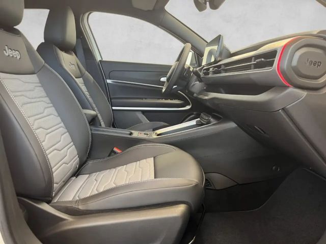 Jeep Avenger Upland MHEV 136 4XE