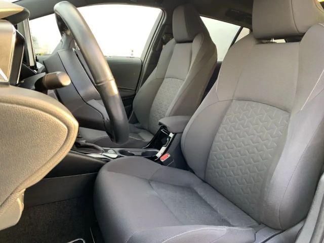 Toyota Corolla Hybride Team D