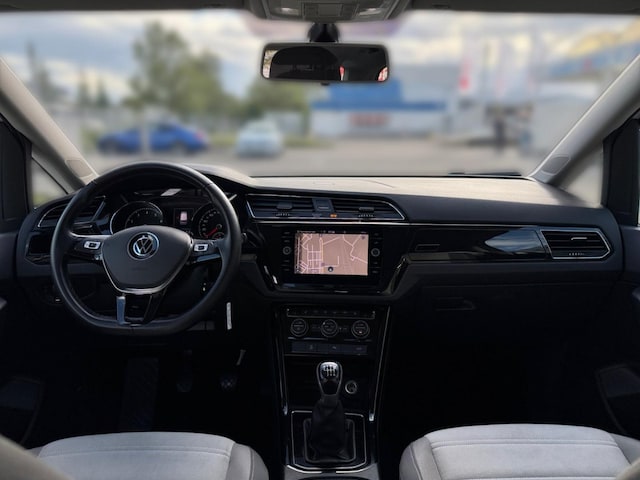 Volkswagen Touran 1.5 TSI