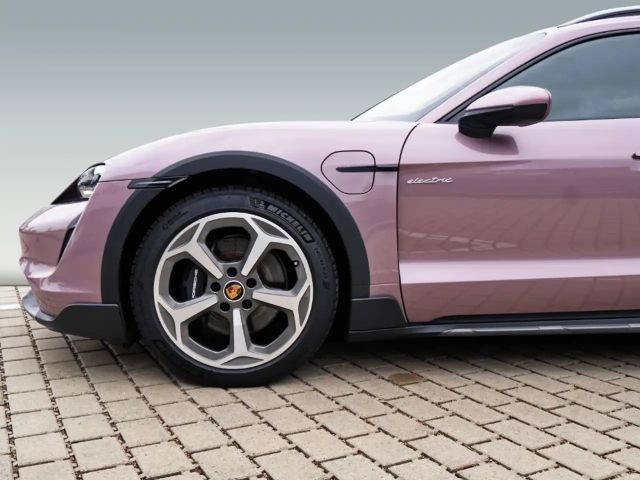 Porsche Taycan 4 Cross Turismo