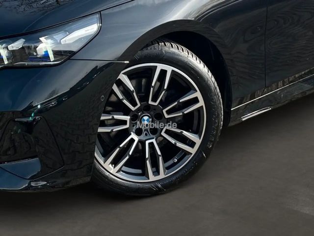 BMW 520 520d M-Sport Touring