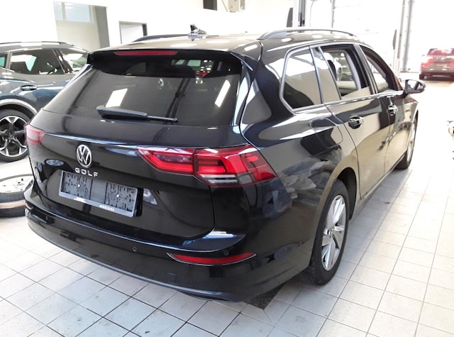 Volkswagen Golf 2.0 TDI DSG Life Variant