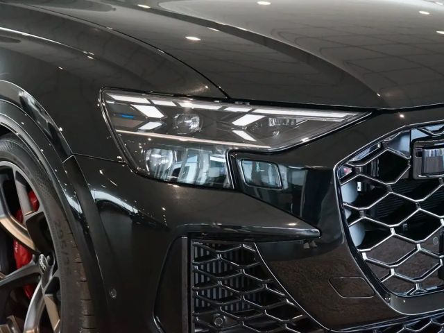 Audi RS Q8 Performance