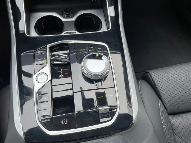 BMW X5 M60i xDrive