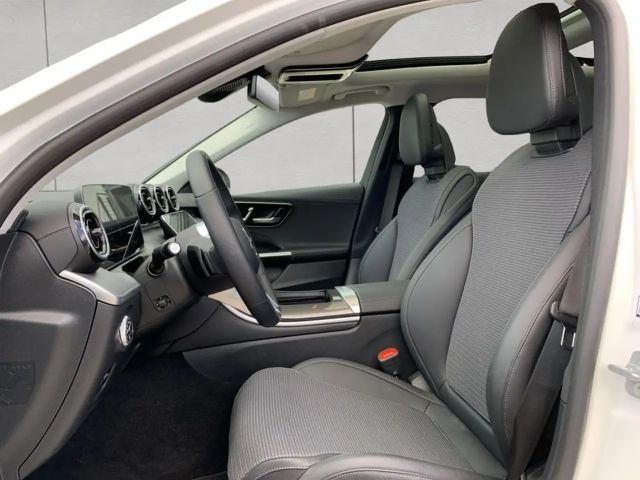 Mercedes-Benz C 300 Sedan