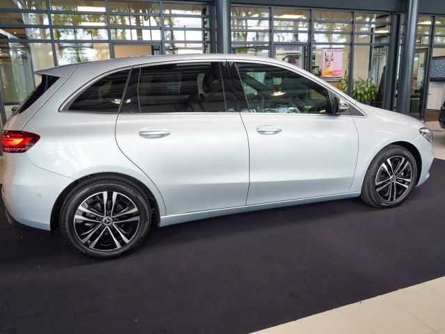 Mercedes-Benz B 180 B 180 d Progressive