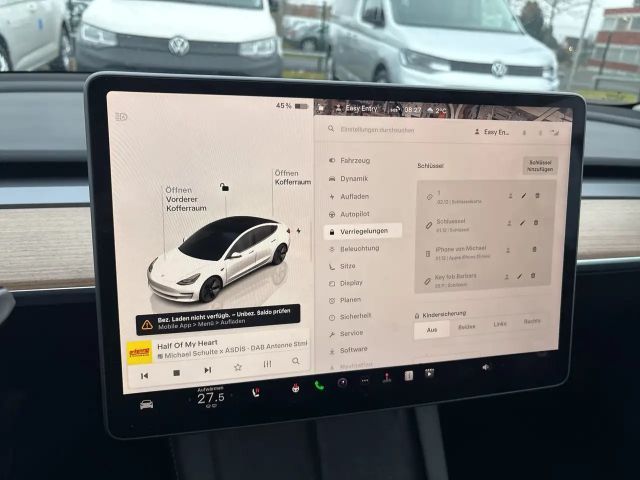 Tesla Model 3 RWD