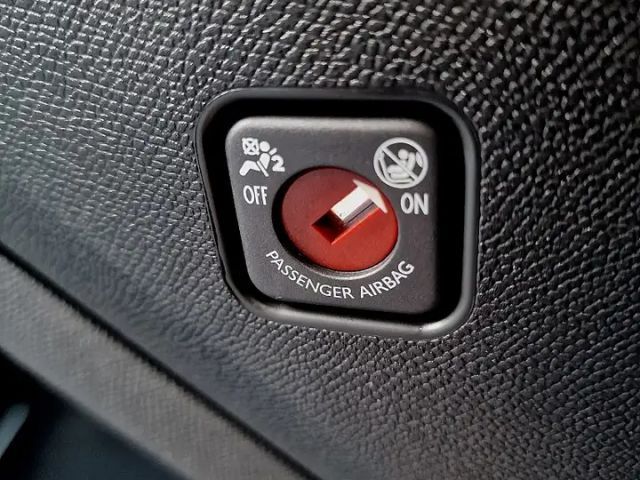 Peugeot 308 Allure Pack BlueHDi EAT8