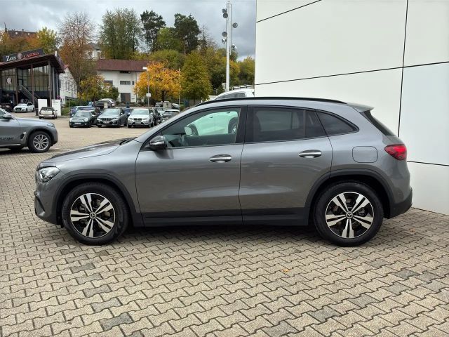 Mercedes-Benz GLA 220 4MATIC GLA 220 d