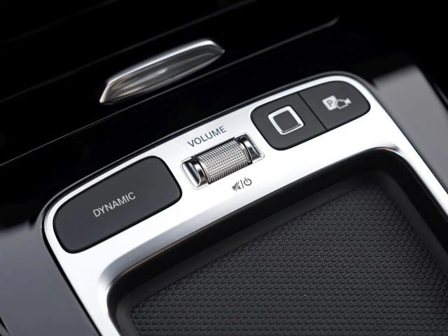 Mercedes-Benz A 200 AMG Line