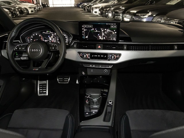 Audi A4 35 TFSI Avant S-Line S-Tronic