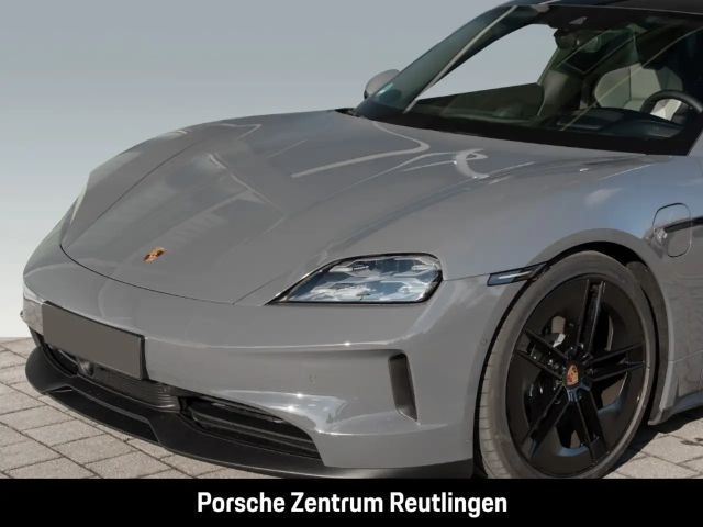 Porsche Taycan 4