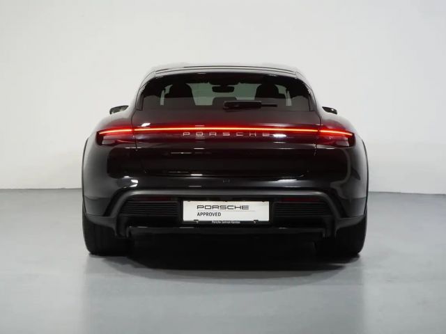 Porsche Taycan 4 Cross Turismo