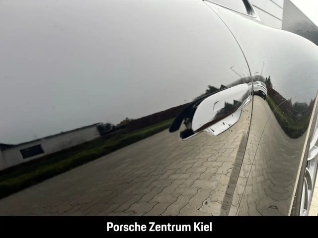 Porsche 992 Carrera Coupé