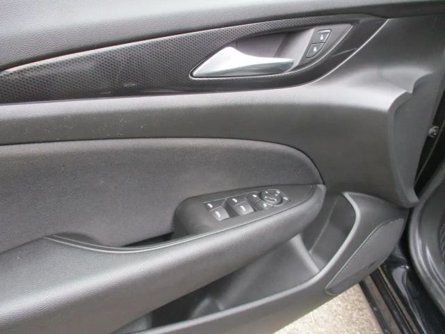 Opel Insignia Elegance