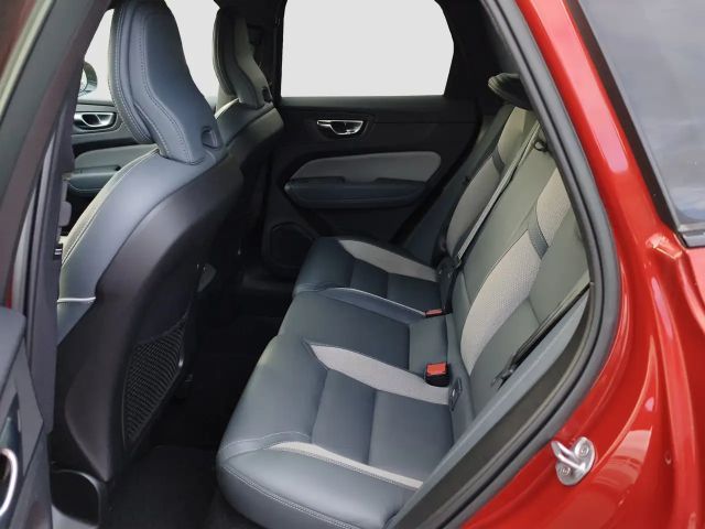 Volvo XC60 AWD R-Design