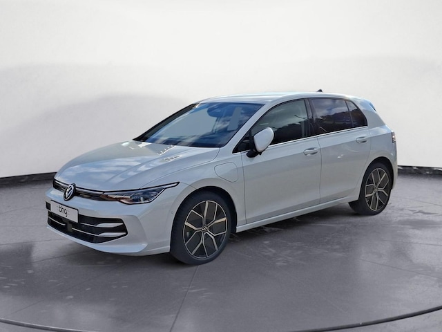 Volkswagen Golf DSG Style eHybrid