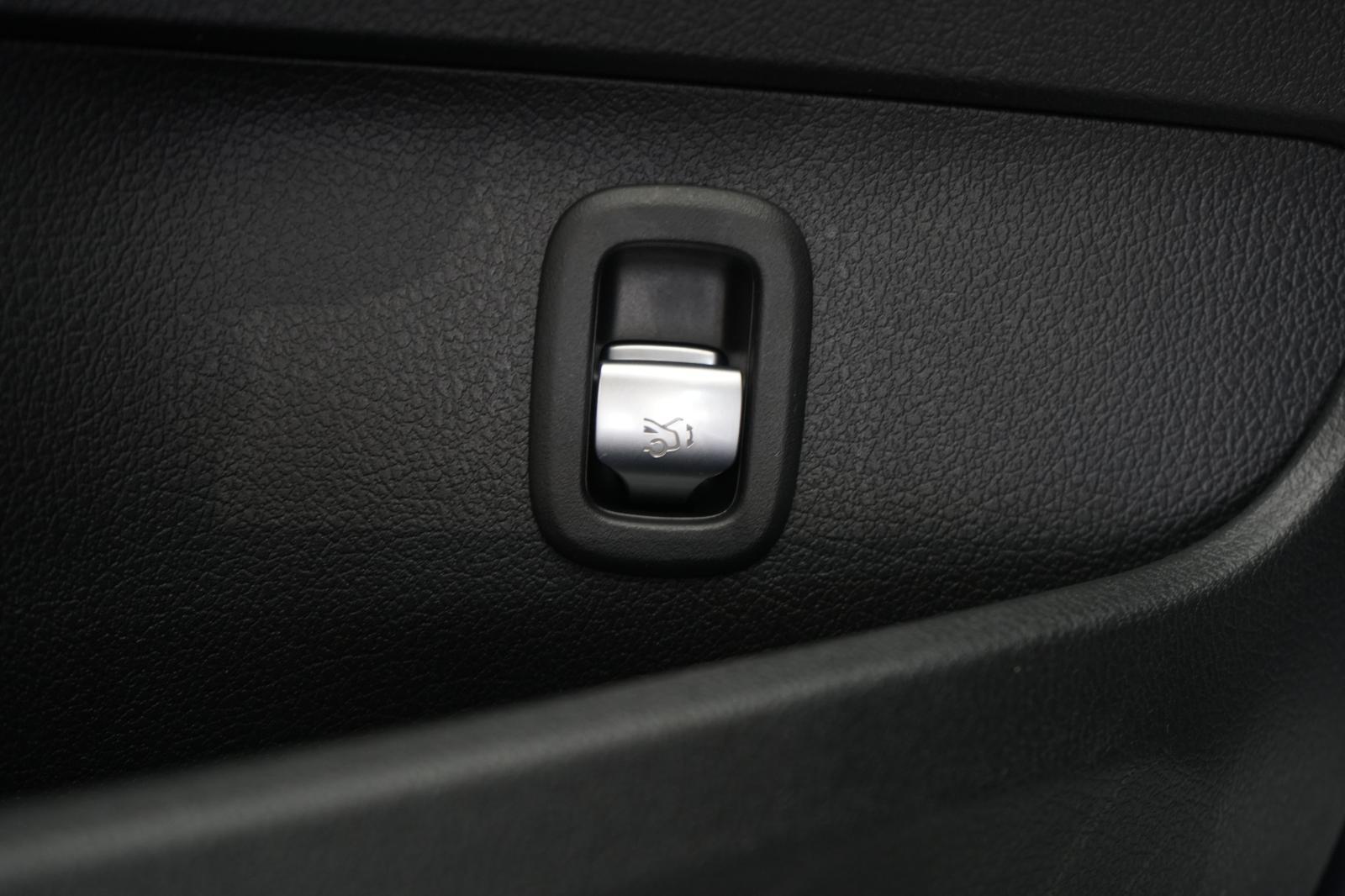 Mercedes-Benz C 220 AVANTGARDE C 220 d Estate