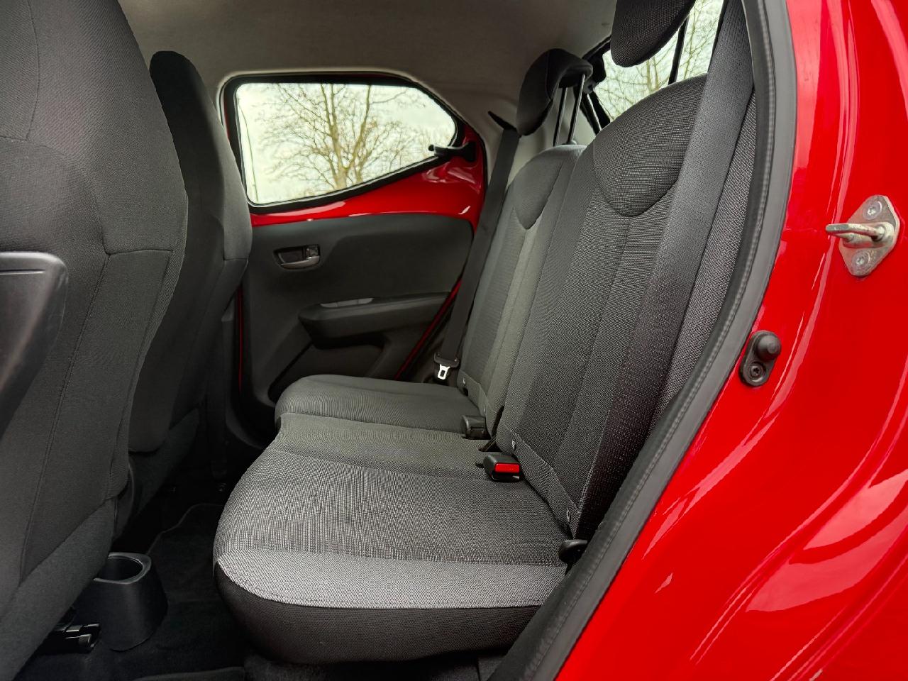 Toyota Aygo 5-deurs Play X-play