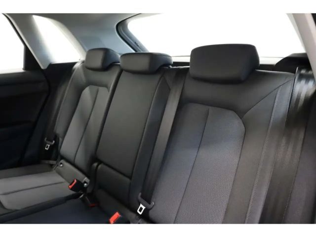 Audi Q3 35 TFSI S-Tronic