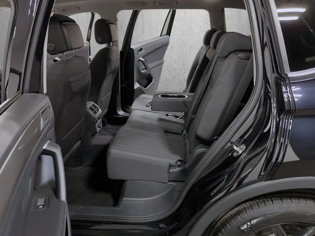 Volkswagen Tiguan 1.5 TSI Allspace Life