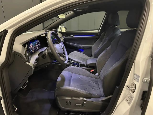 Volkswagen Golf 1.5 eTSI