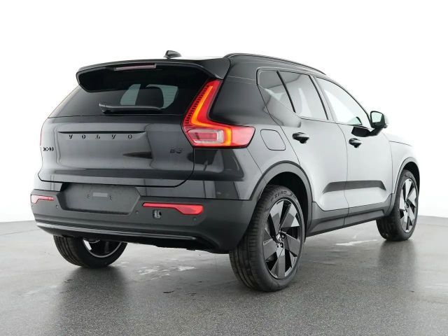 Volvo XC40 Plus
