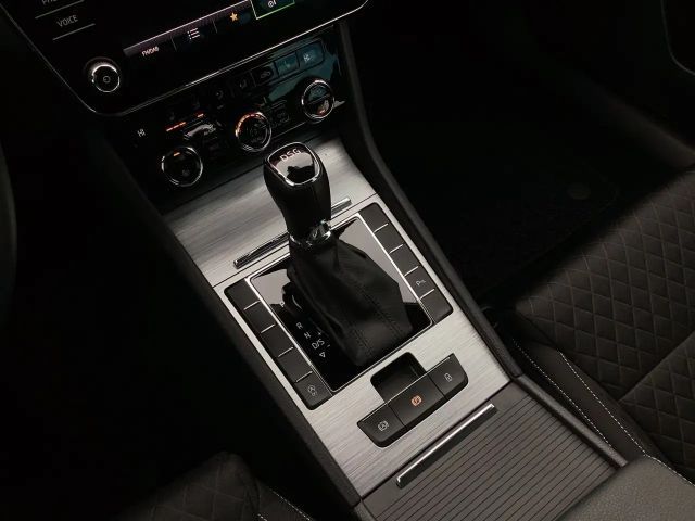 Skoda Superb 2.0 TDI Ambition Combi