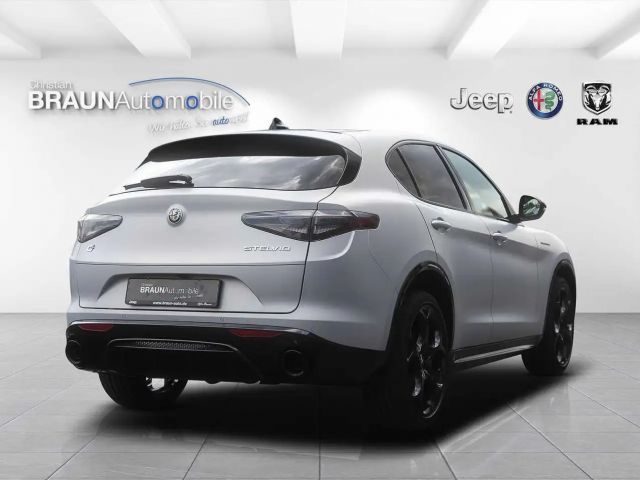 Alfa Romeo Stelvio AT8 Q4 Turbo