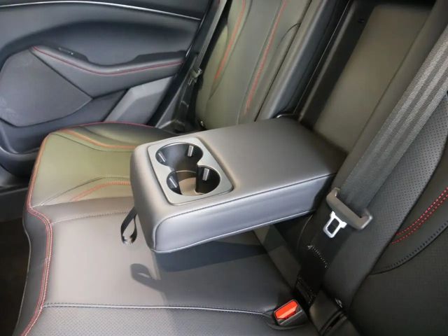 Ford Mustang Mach-E AWD