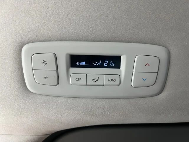 Hyundai Staria Signature Vierwielaandrijving