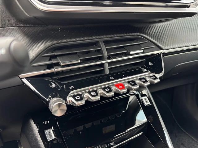 Peugeot 2008 EAT8 GT-Line PureTech