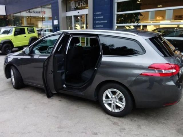 Peugeot 308 PureTech Style