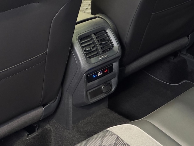 Volkswagen Tiguan 1.5 TSI DSG R-Line