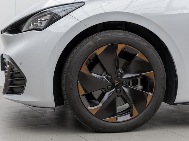 Cupra Born Born KAMERA NAVI LED ACC LM19