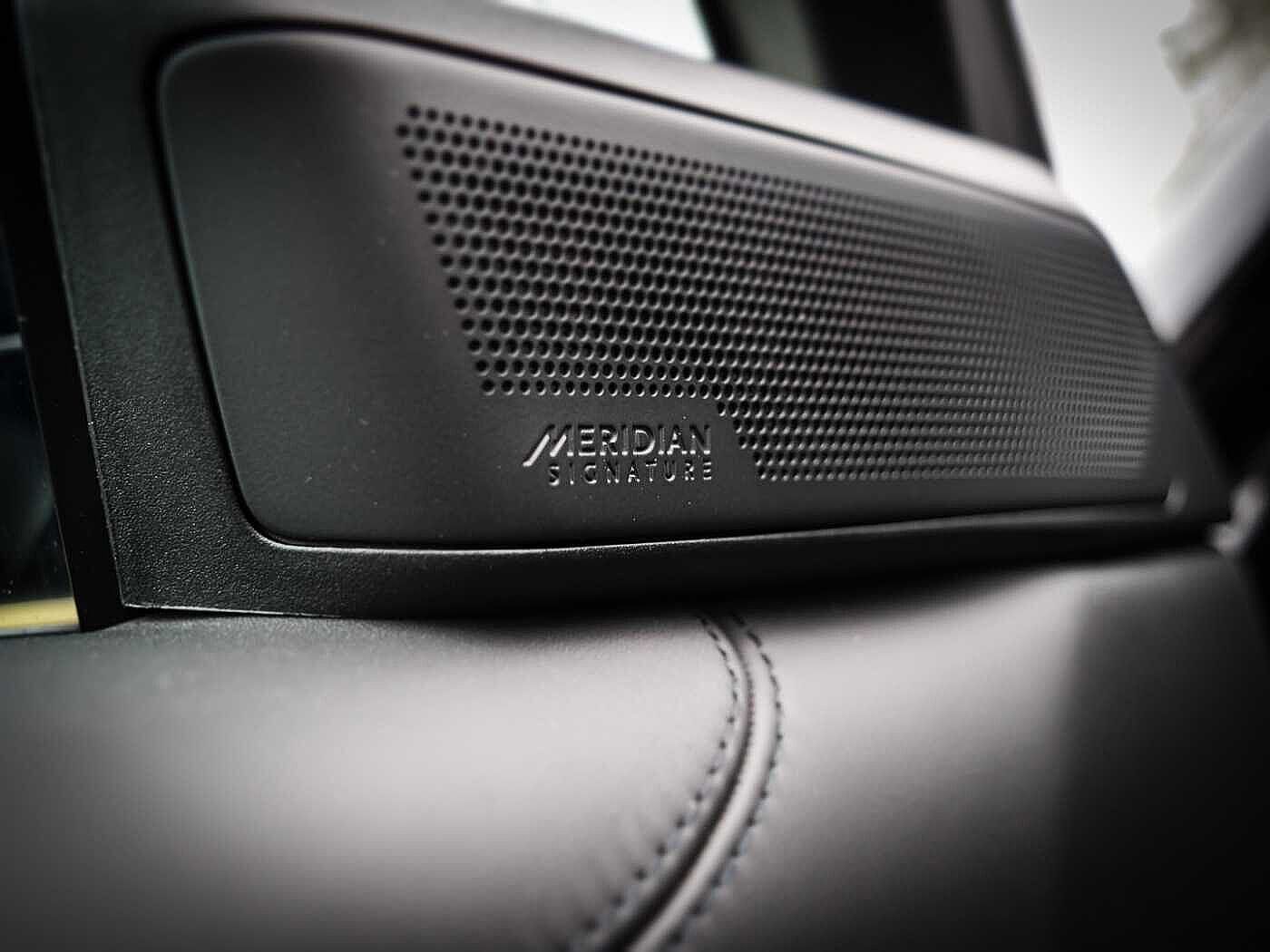 Land Rover Range Rover P615 SV